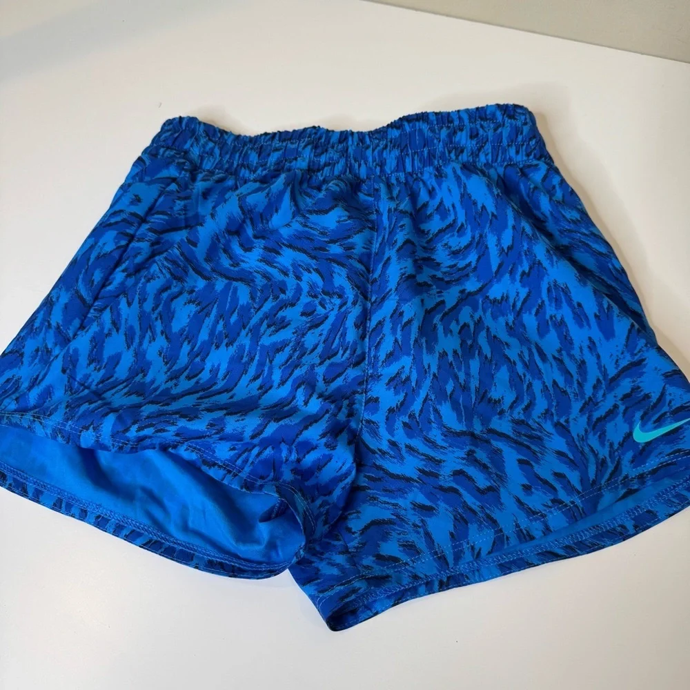 Nike Girls Size large One Woven High Rise Printed Shorts With Liner nwt